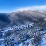 Chozos De La Brana Brañosera