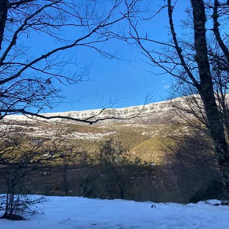 Chozos De La Brana Alpesi faház Brañosera