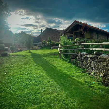 Chozos De La Brana Chalet Branosera