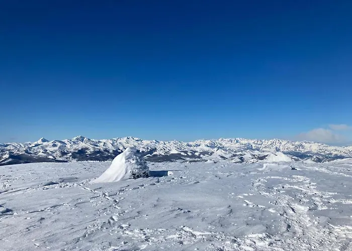 Chozos De La Brana *