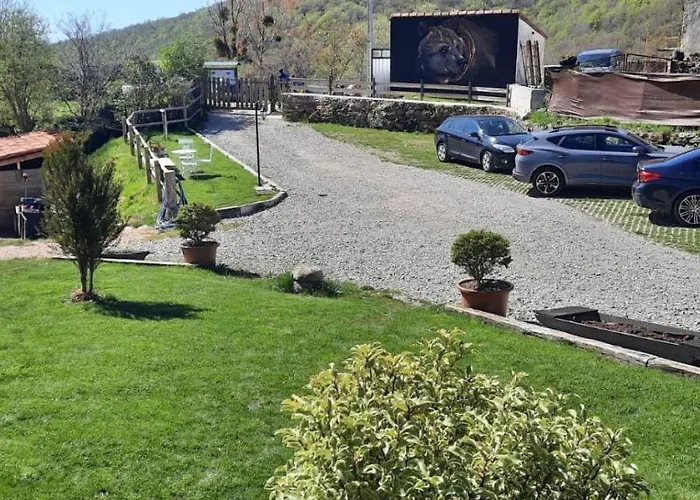 Chozos De La Braña Branosera