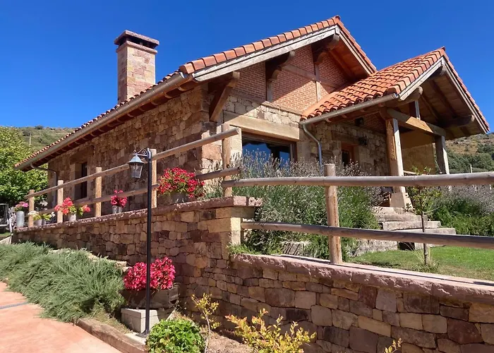 Chozos De La Braña *